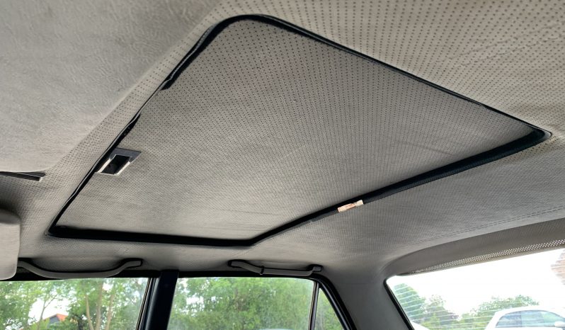 Mercedes-Benz W115 220 Automaat/Airco/Schuifdak vol