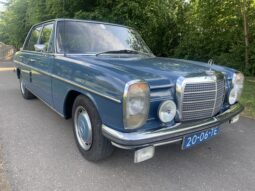Mercedes-Benz W115 220 Automaat/Airco/Schuifdak vol