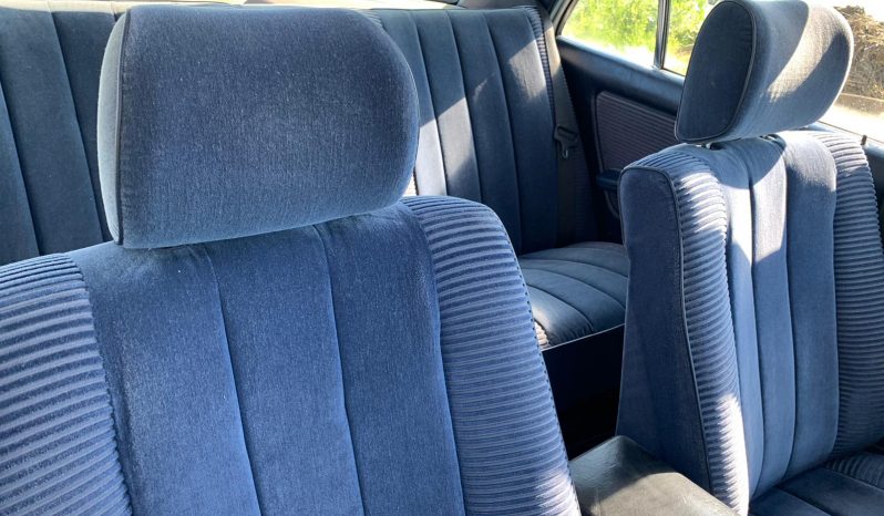 Mercedes-Benz 200E W123 AUT/Schuifdakje 1983 vol