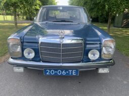 Mercedes-Benz W115 220 Automaat/Airco/Schuifdak vol